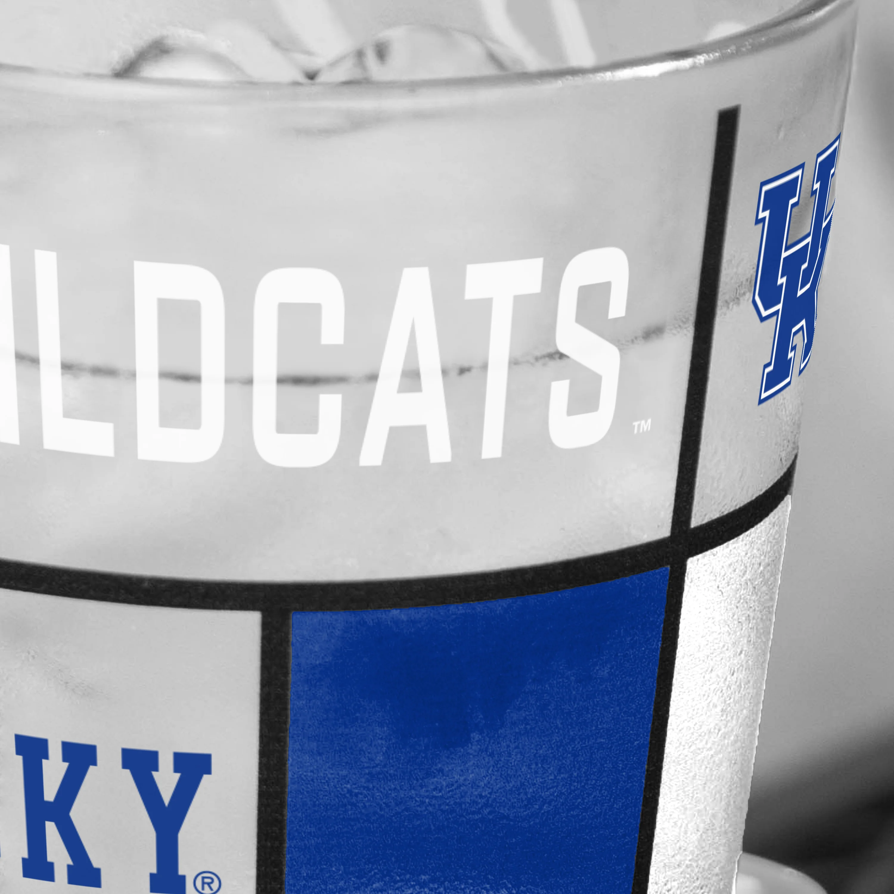 Kentucky 16oz Quilted Stained Pint Glass - Image 5