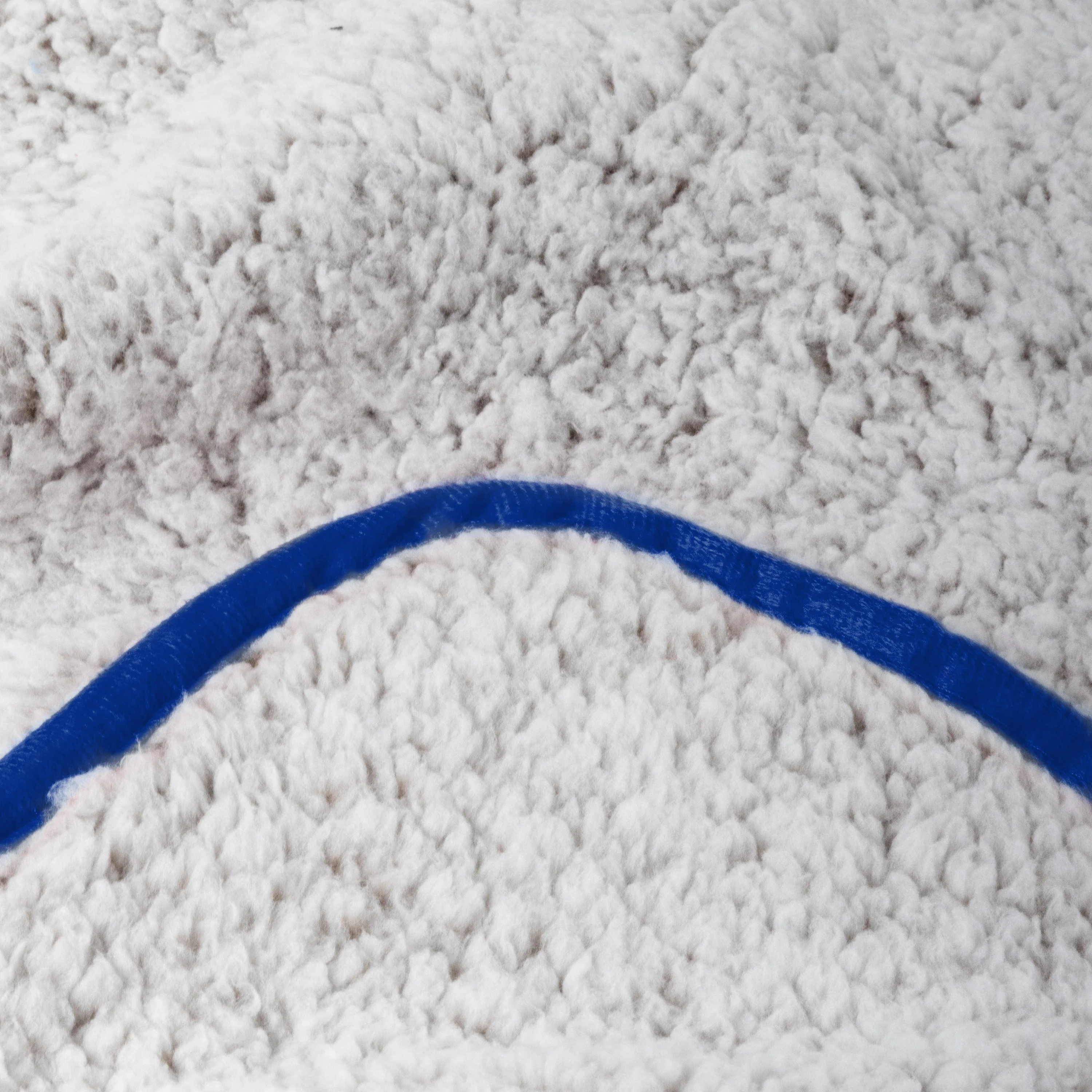 Memphis Frosty Fleece - Image 4