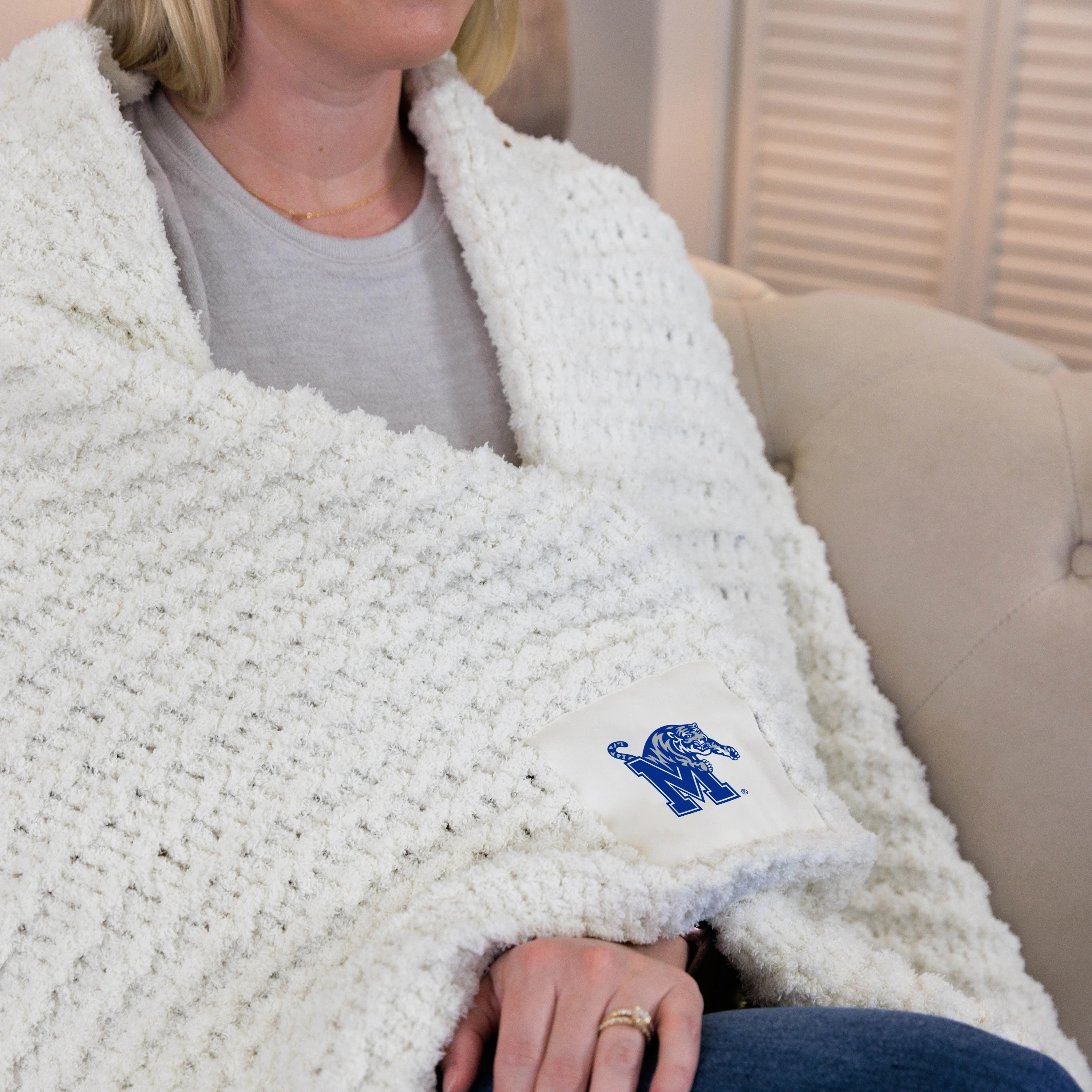 Memphis Solid Ivory Cable Knit Throw 50x60 - Image 2