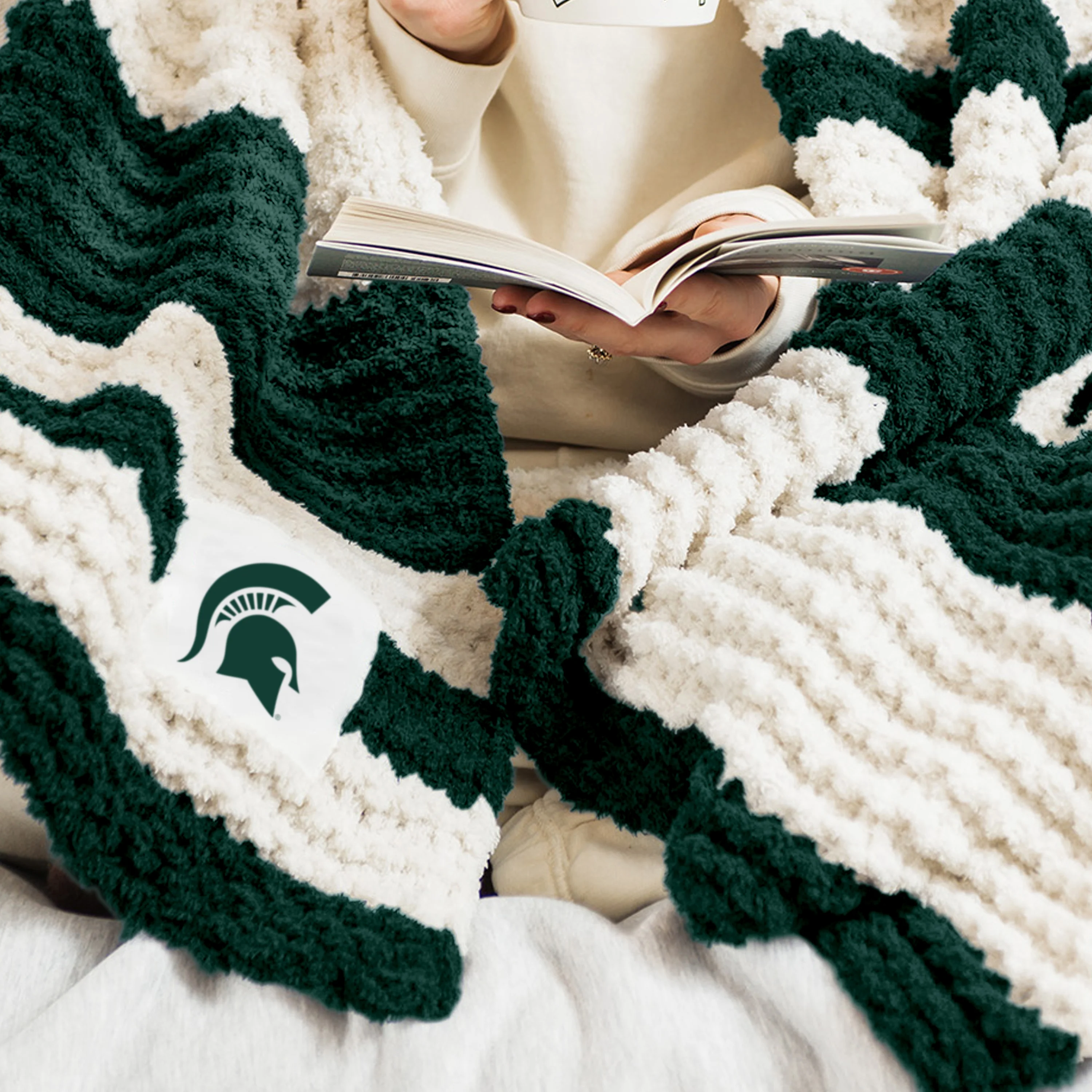 Michigan State Cable Knit Throw 50x60 - Image 2
