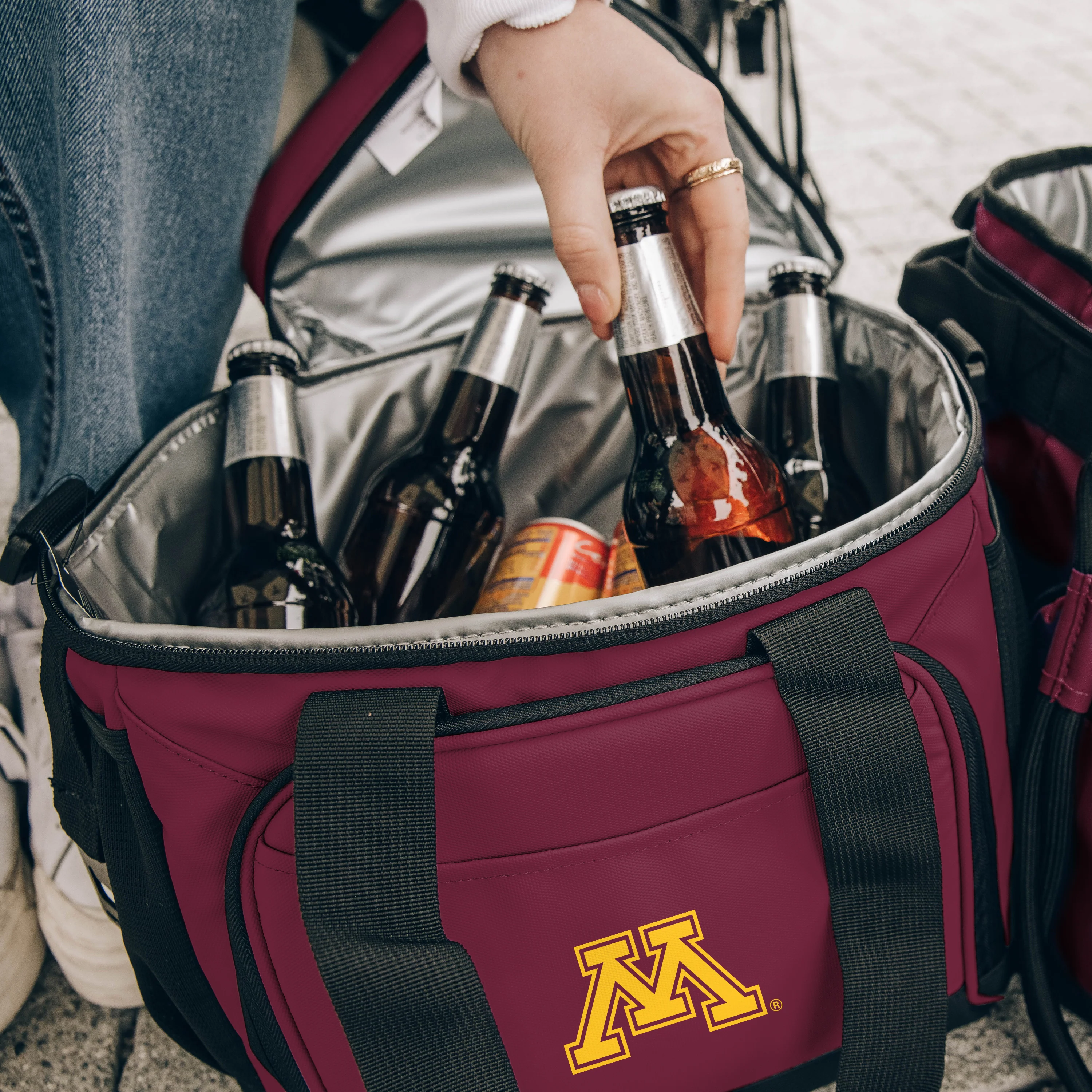 Minnesota 24 Can Flex Cooler - Image 2
