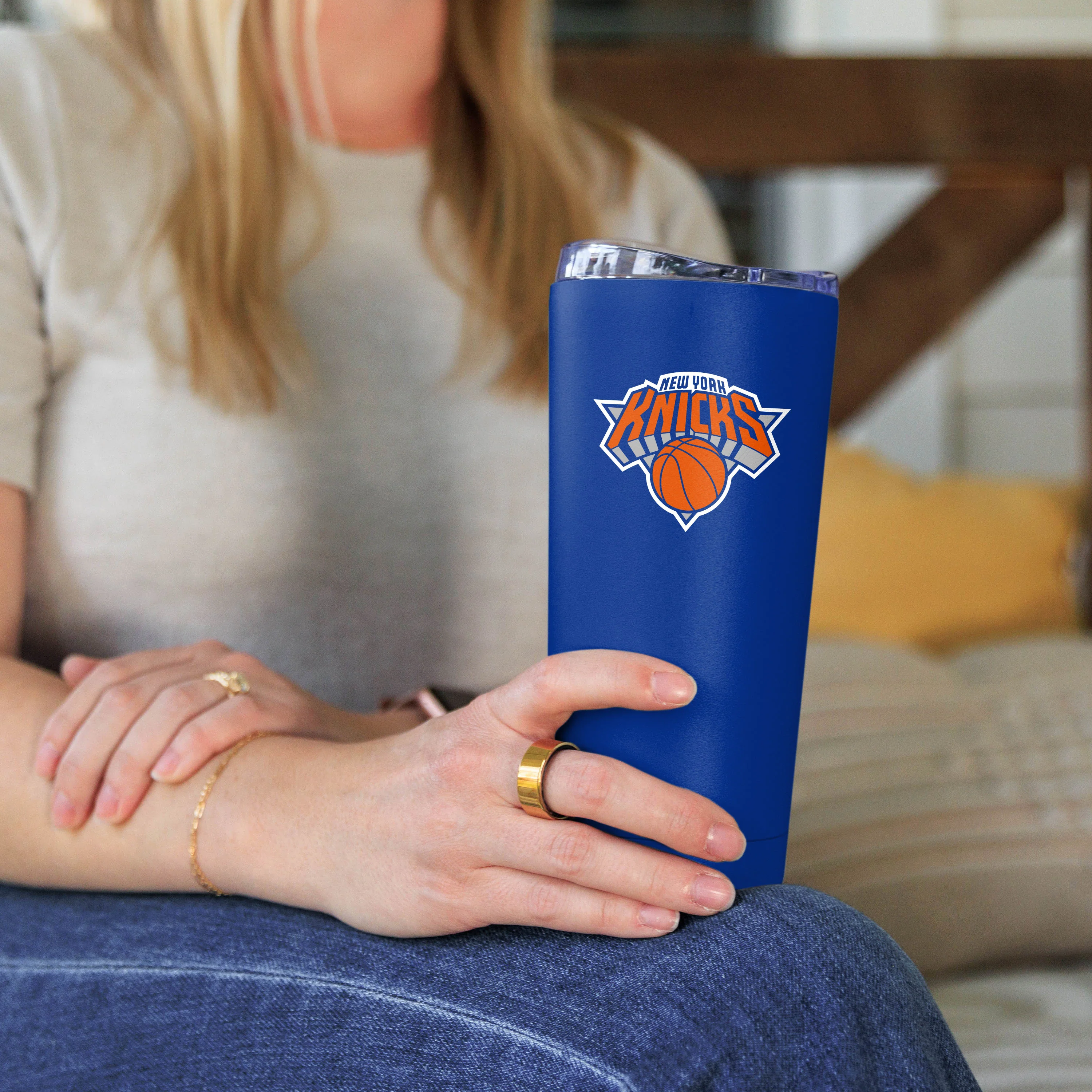New York Knicks 20oz Flipside Powder Coat Tumbler - Image 4
