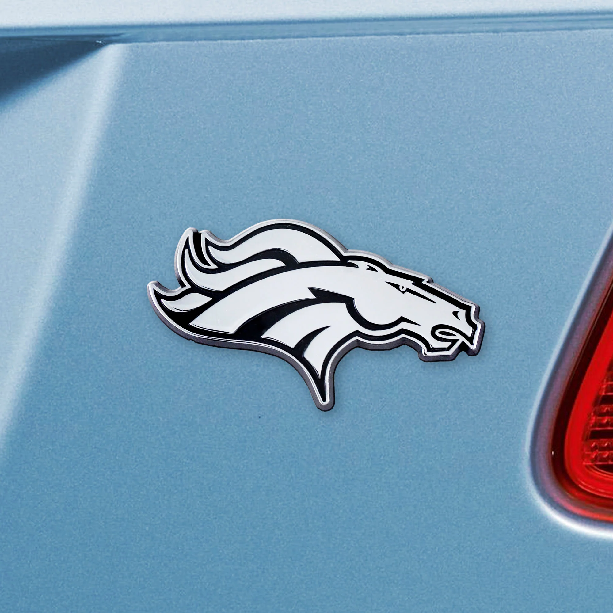 NFL - Denver Broncos Chrome Emblem - Image 2