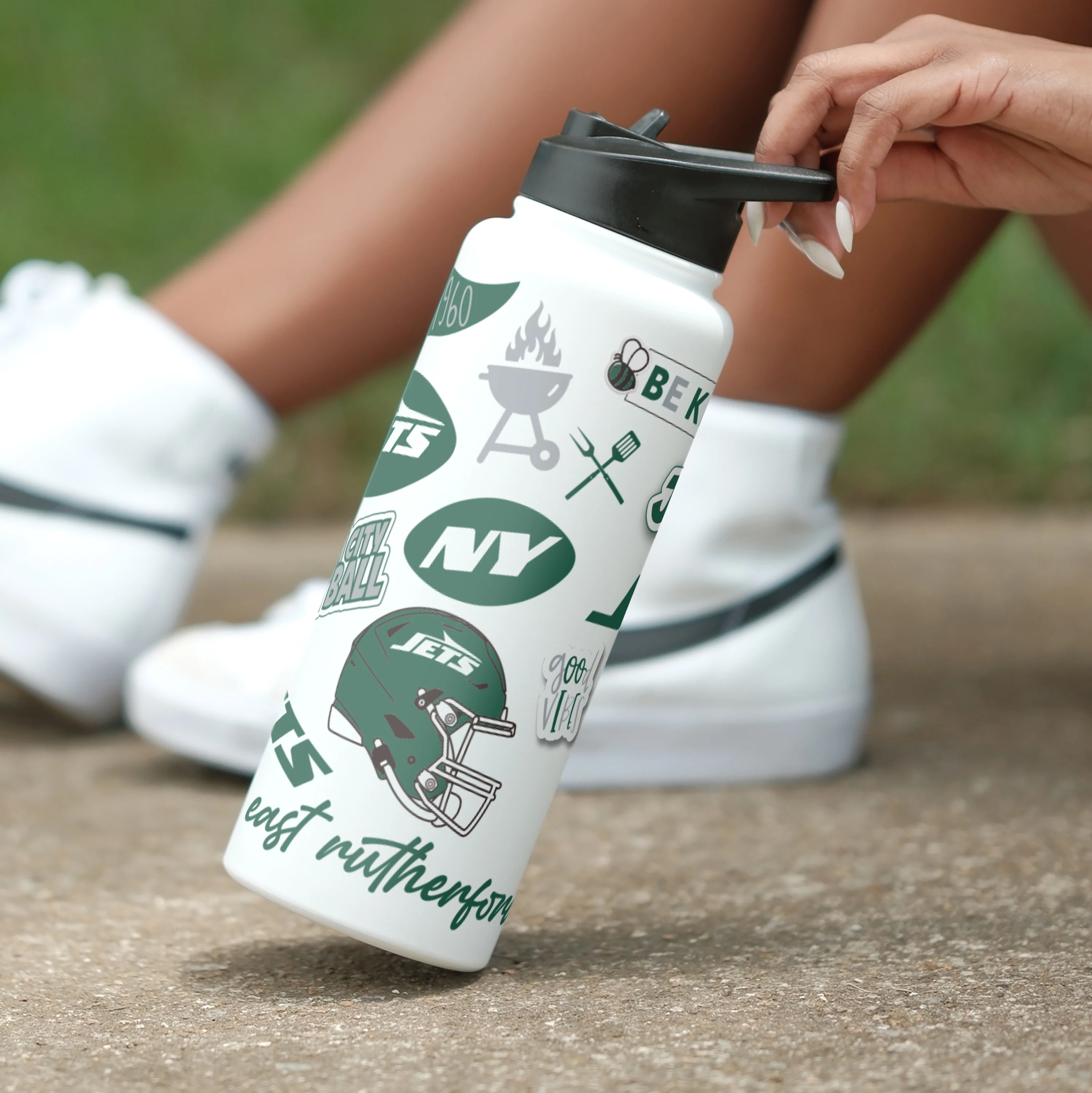 NY Jets 34oz Native Quencher Bottle - Image 4