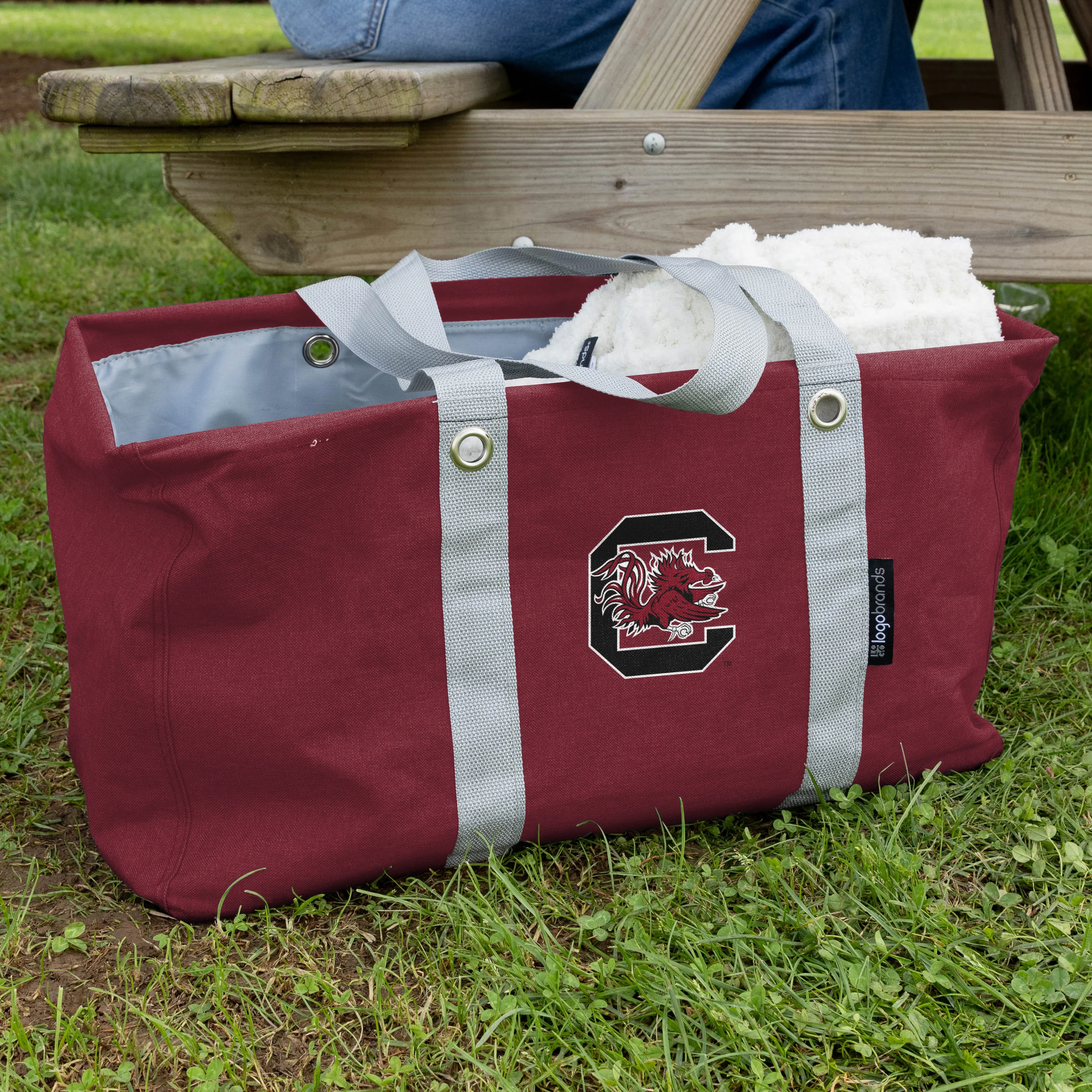 South Carolina Crosshatch Picnic Caddy - Image 3