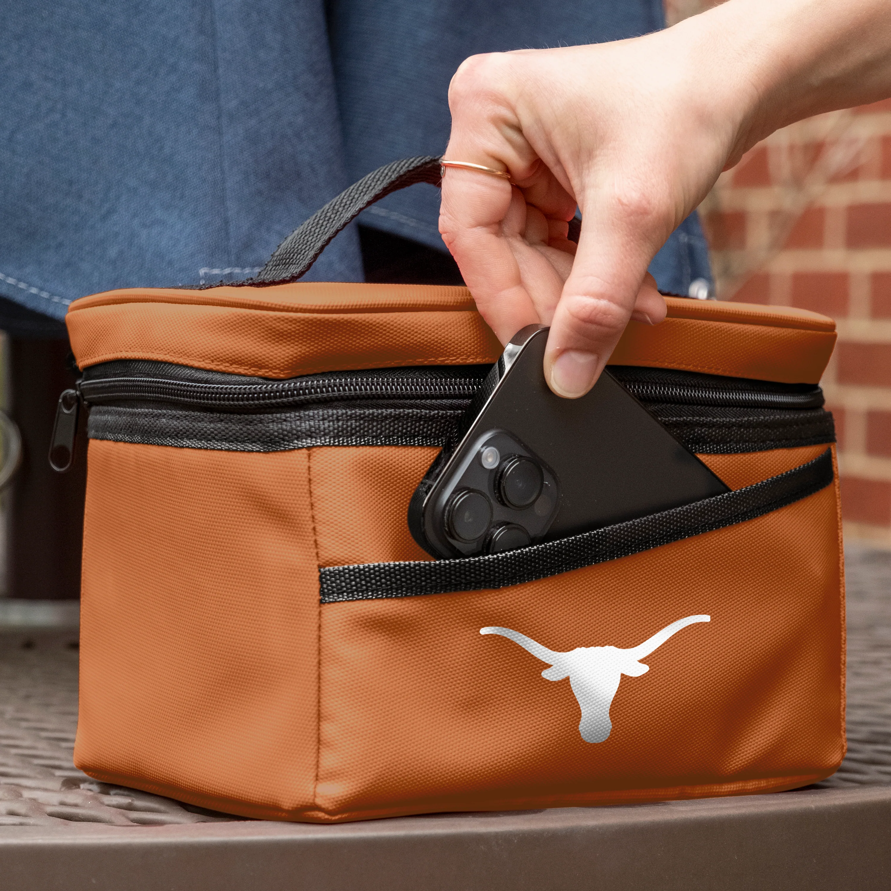 Texas 6 Can Flex Cooler - Image 3