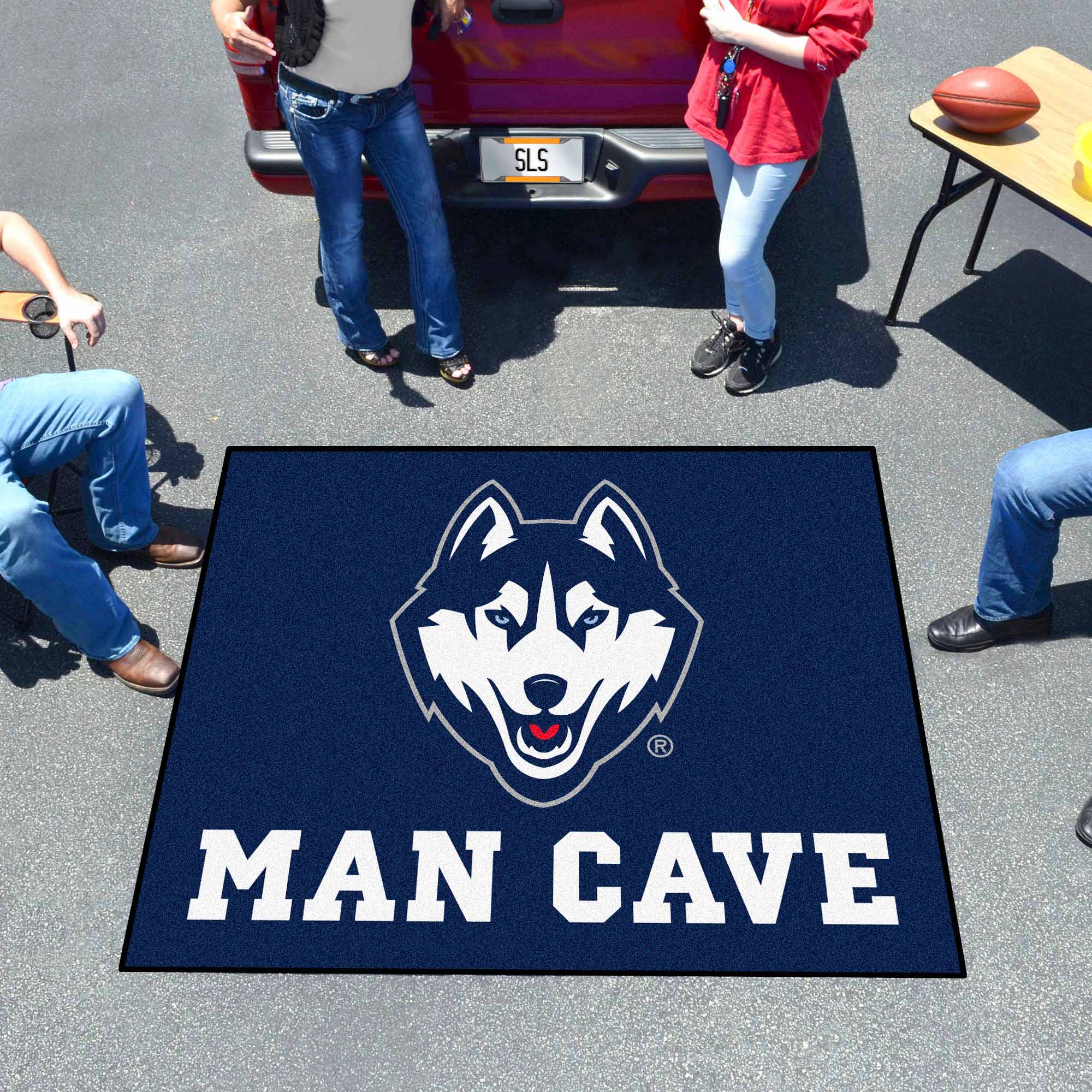 University of Connecticut Man Cave Tailgater - Image 2
