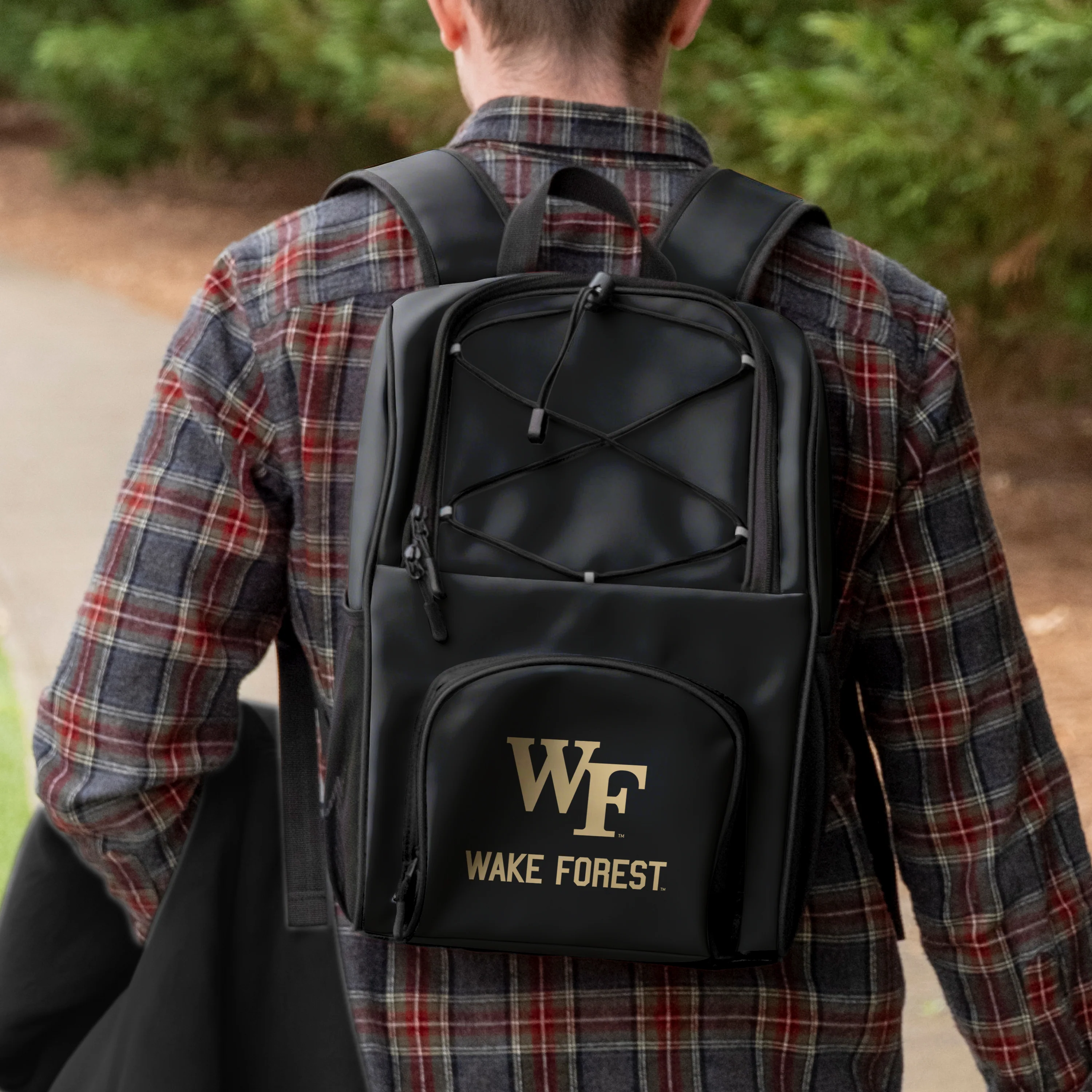Wake Forest 24 Can Flex Backpack Cooler - Image 4