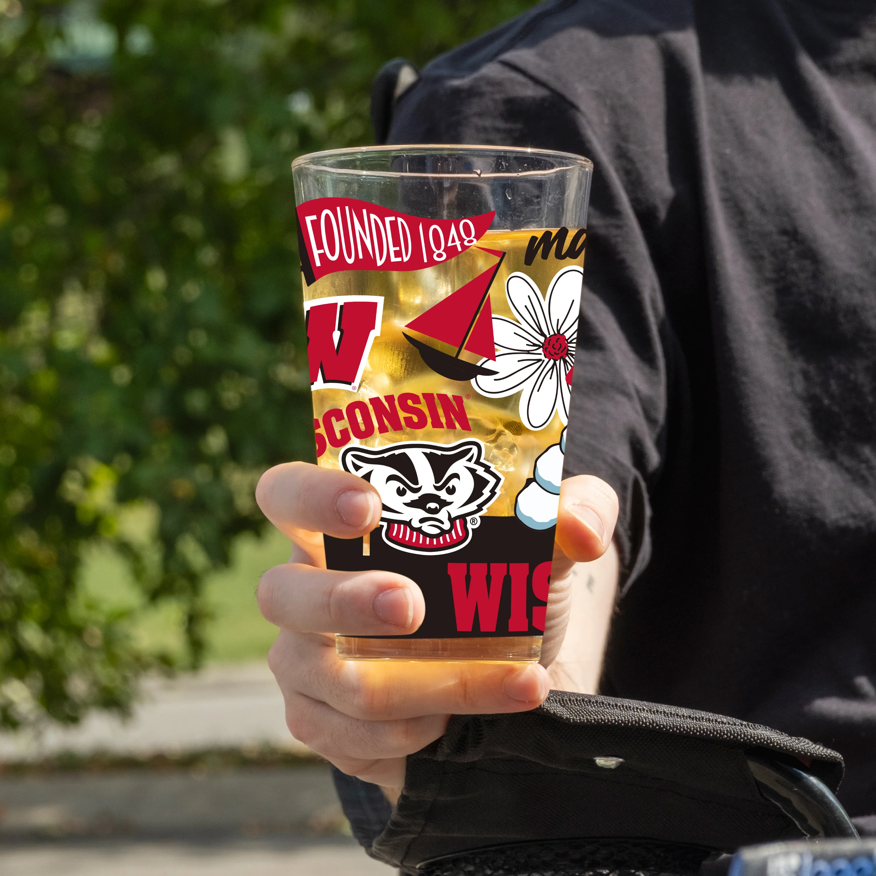 Wisconsin 16oz Native Pint Glass - Image 2
